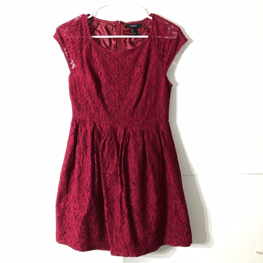3/$20 Forever 21 burgundy lace short dress